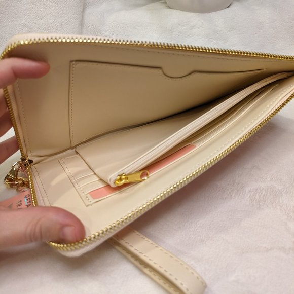 🌸 ban.do Getaway Travel Wallet for Passport, Phone, Boarding Pass Dance Floor - Picture 7 of 12